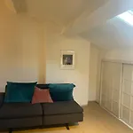 The Doors Park House Daire Gent