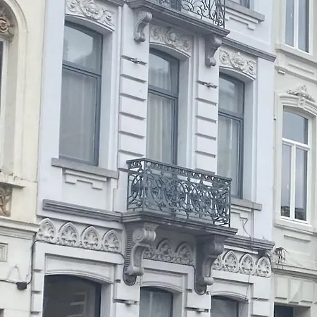 The Doors Park House Apartment