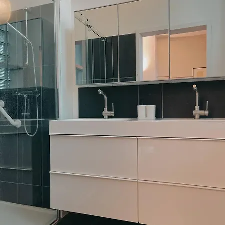 The Doors Park House Apartment