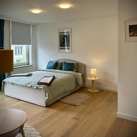 The Doors Park House Apartment *